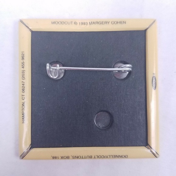 It Takes A Whole Village to Raise A Child - African Proverb Vintage Button 1993 - Picture 2 of 3